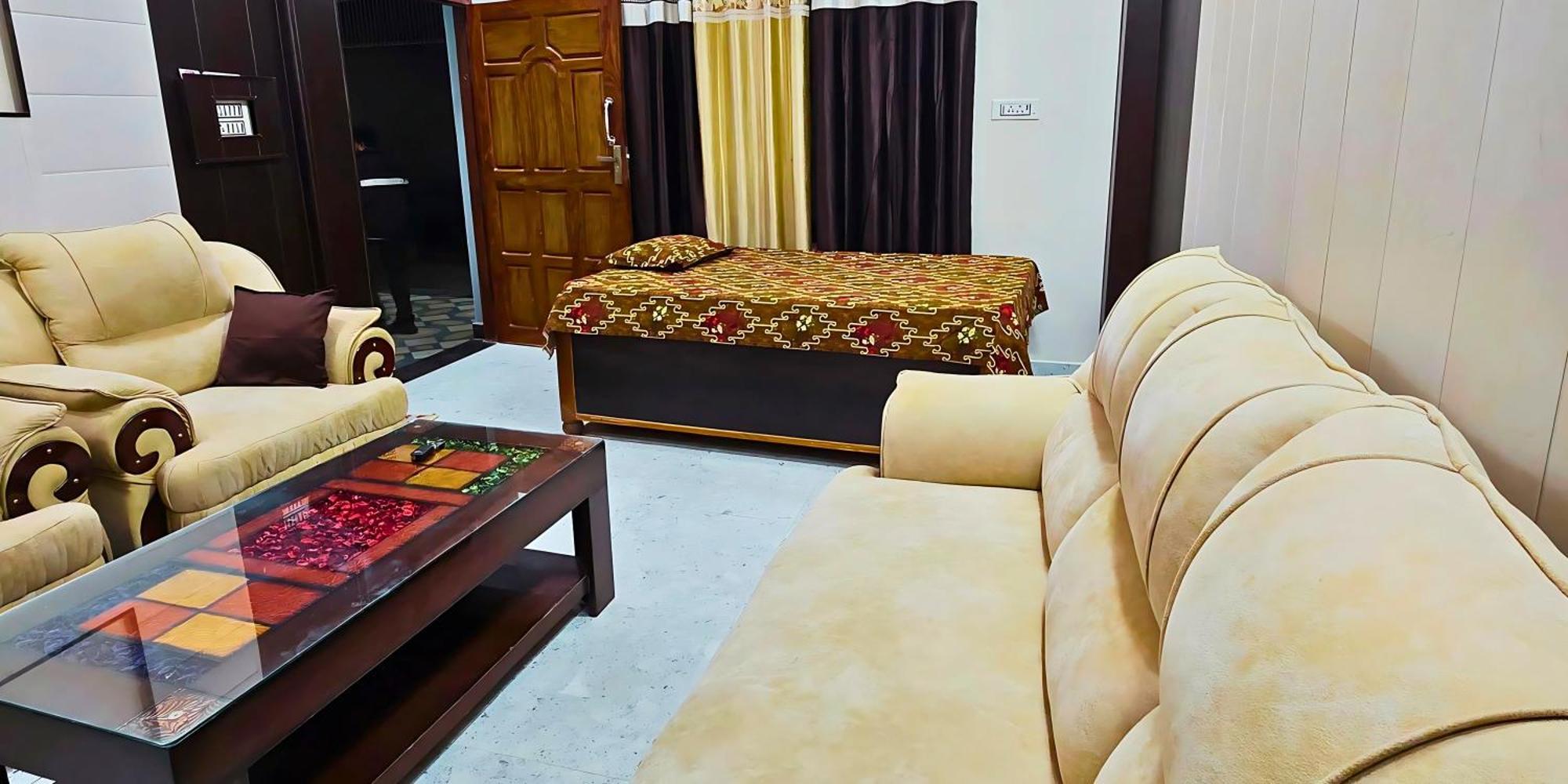 Ramayana Grand Hotel Ayodhya Dış mekan fotoğraf