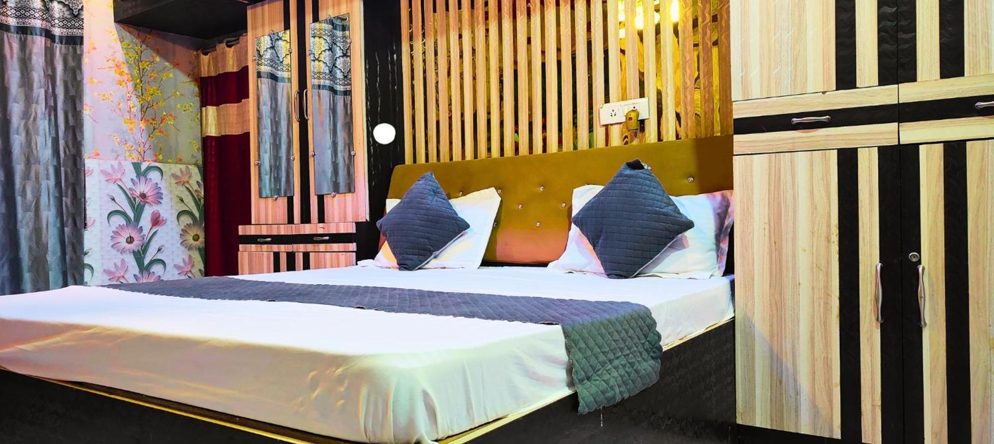 Ramayana Grand Hotel Ayodhya Dış mekan fotoğraf