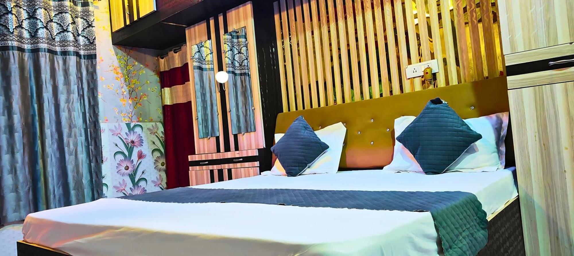 Ramayana Grand Hotel Ayodhya Dış mekan fotoğraf